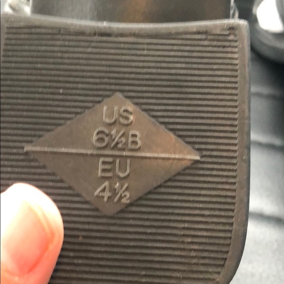 Vintage Aerosoles sandals - Picture 5 of 5